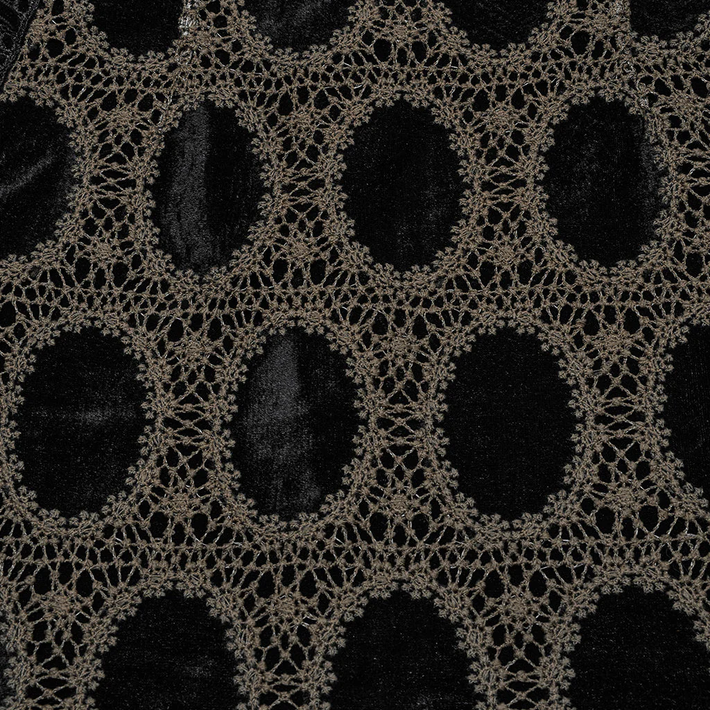 OQ-862BQF Gothic Lace Punk Skirt with Circle Pattern and Ruffled Hem - Image 25