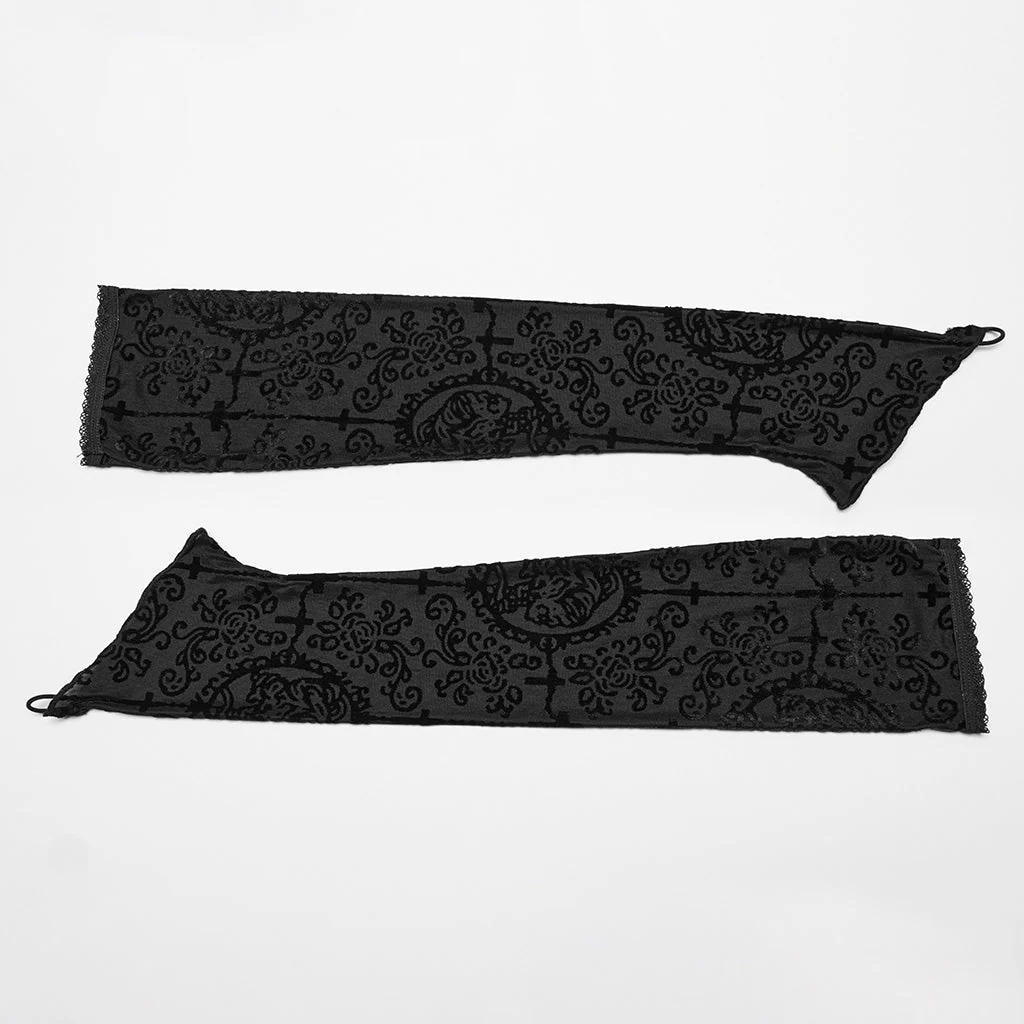 WQ-756LQF Velvet Gothic Dress with Lace Details and High Slit - Image 28