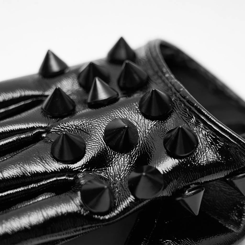 WS-387SSF Edgy Black Rivet Half-Palm Gloves Punk Accessories - Image 12